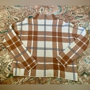 Tahari Tan and Cream Plaid Sweater